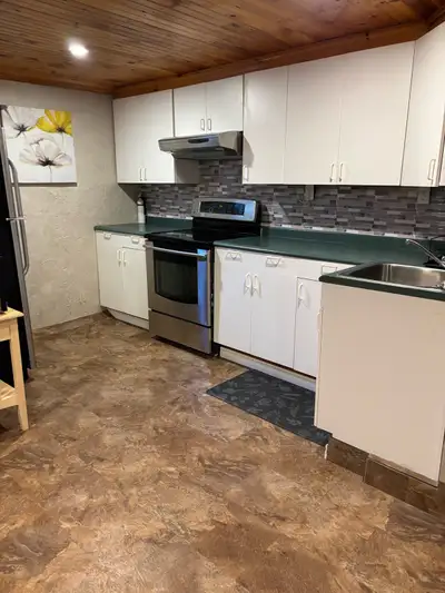 1 bedroom, 1 bathroom apartment