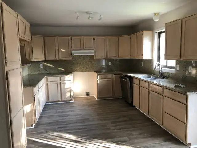 4 bedroom detached house on a quiet street for rent in Lasalle. in Long Term Rentals in Windsor Region - Image 5