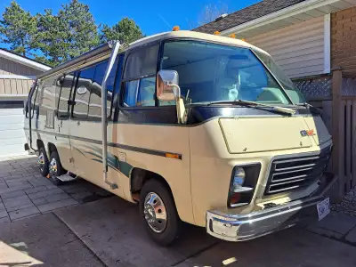 1978 GMC ELEGANZA - Model #260 We purchased this unit in 2021 with big dreams, but our plans have ch...