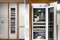 Fridge Thermador 18" wine fridge, brand new, never used Panel