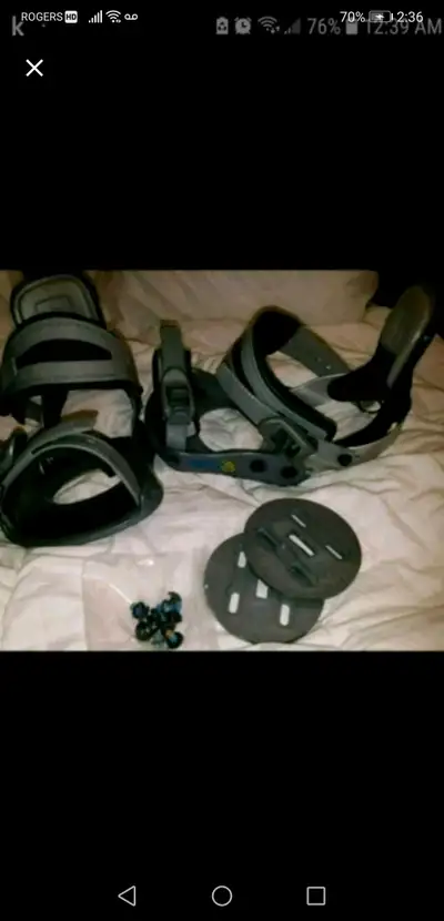 DIVISION 23 SIZE MEDIUM SNOW BOARD BINDINGS WITH HARDWARE, View more