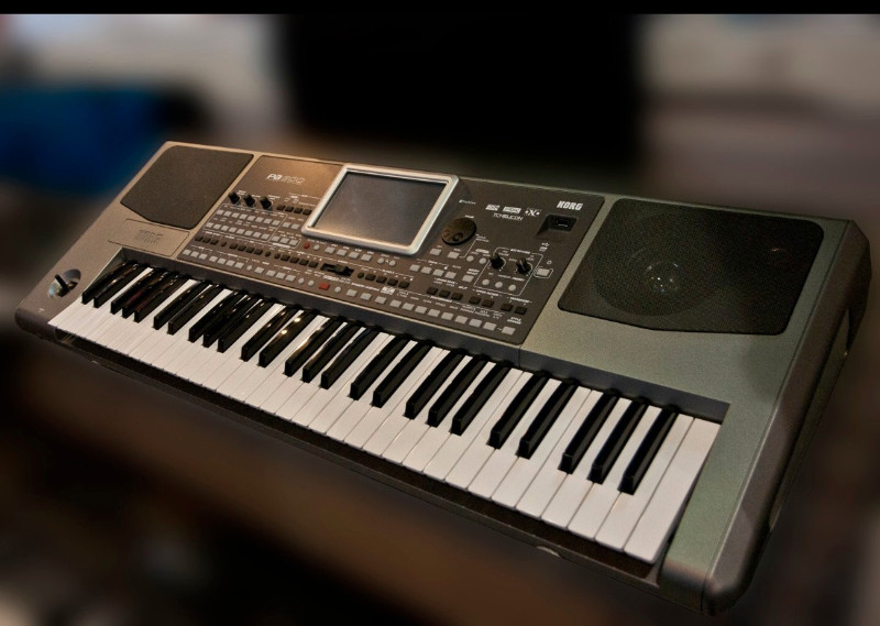 Korg pa900 keyboard for sale  