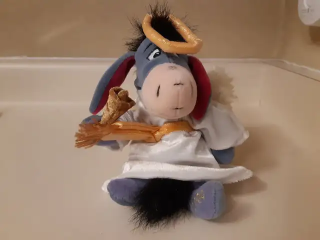 Vintage Angel Eeyore Beanie Plush 2000 in Arts & Collectibles in Peterborough - Image 2