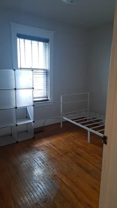 ROOM for rent London Ontario., View more