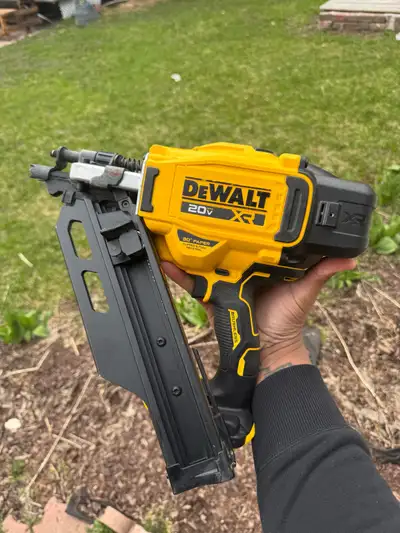 DEWALT 20V MAX XR Brushless Cordless 30-Degree , View more