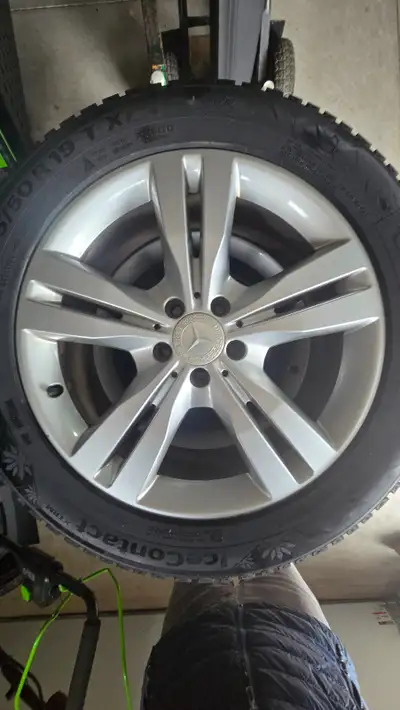 255/50/19 T XL Continental IceContact (made in Germany) very quiet winter tires with rims from 2011...