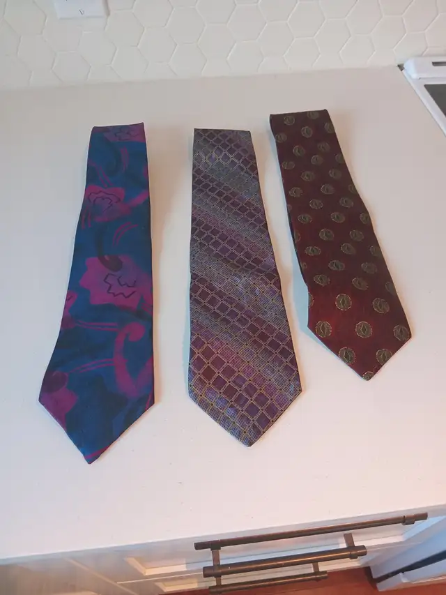Variety of Men's Vintage Ties FATHER'S DAY GIFT IDEA in Men's in Calgary - Image 5