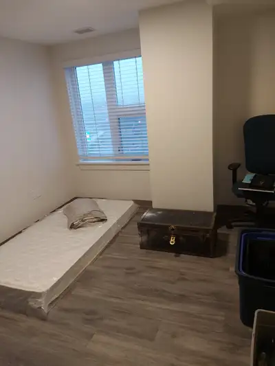Private room in a 2 bdrm new apartment building. Heat, AC, lights, hot water and laundry in unit. Sh...
