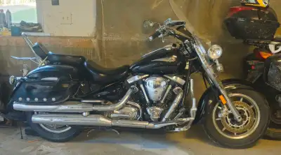 2007 Yamaha XV1700 Salvage title. Engine and tranny are strong