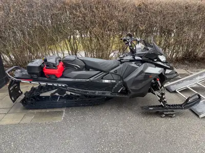 2021 Skidoo Backcountry XRS Added Options: - LYNX trail seat bag - LYNX Clothing bag - LYNX fuel cad...