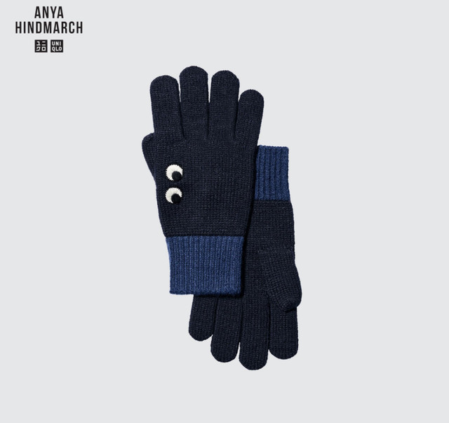 New Uniqlo x Anya Hindmarch Heated Knitted Accessories Navy in Women's - Other in City of Toronto - Image 3