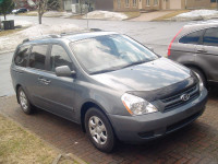 Kia sedona LX 2009