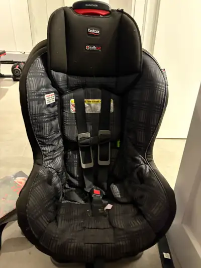 Britax Marathon car seat. Great condition. $60 or best offer. Here is the link to the manual https:/...