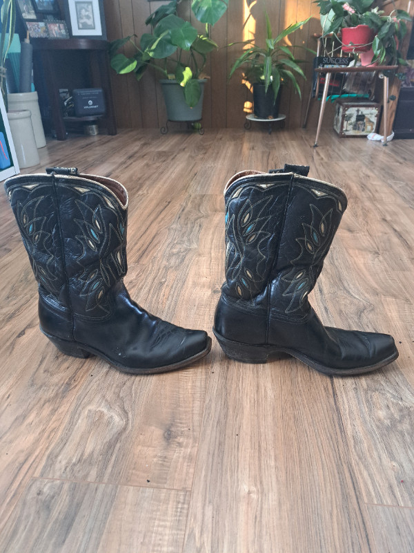 Cowboy boots men's size 9 in Men's Shoes in Edmonton - Image 4