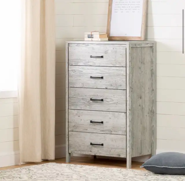 South Shore Chest & Nighstands set