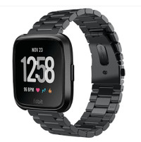 Fitbit Versa 2 watch band and charging cable