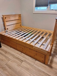 Double bed with drawers 