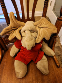 Original 1980s wrinkles Moose Moogums plush 