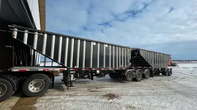 aluminum sides , slopes , hoppers. Air lift 1,3,4 axles. Remote digital scales and head unit for tru...