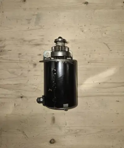 Briggs and Stratton 593934 Lawn Tractor 12-volt Starter Motor,, View more