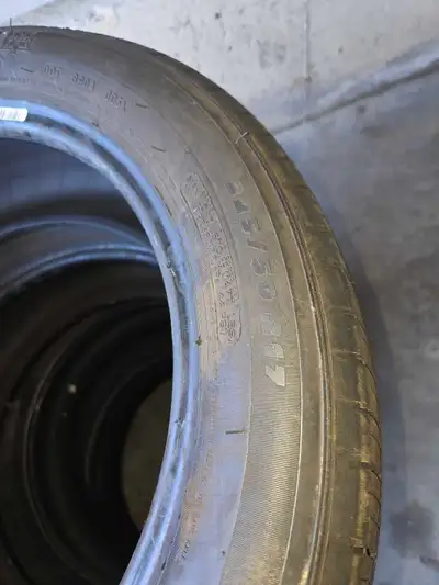 A set of 4 Michelin Energy Saver A/S (All-Season) with Green X technology is a premium tire designed...