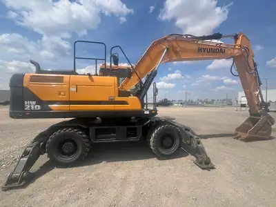 Very nice and super clean 2022 Hyundai HW210 wheeled excavator with only 2943 hours. Ex City of Moos...
