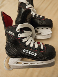 New Bauer NS hockey skates size yth 8
