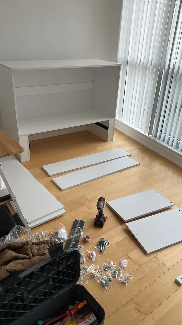 Reliable Handyman | TV Mounting | IKEA Assembly | Deck & Floorin in Carpentry, Crown Moulding & Trimwork in City of Toronto - Image 9