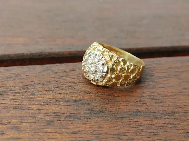Bague masculine de prestige – or 10k, 7 diamants, style Diamond in Jewellery & Watches in Sherbrooke - Image 2