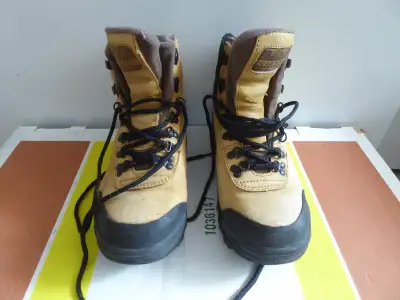 Vasque hiking boots, View more