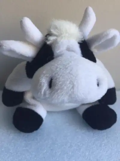 Gund 7.50" Plush Baby Cow Moo Black White Stuffed sitting animal Condition is Used label cut. Please...