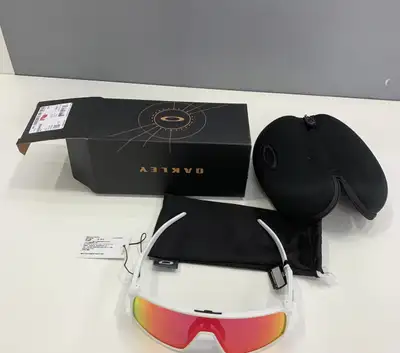 Oakley Cycling  Sunglasses/Lunettes Oakley cyclisme, View more