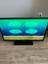 32” RCA GREAT WORKING TV w/ Remote. $50!