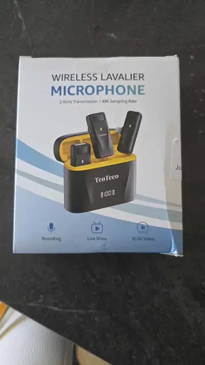 Wireless Microphone for iPhone BNIB, View more