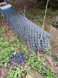 6 Ft STEEL CHAIN LINK FENCING -pls read ad