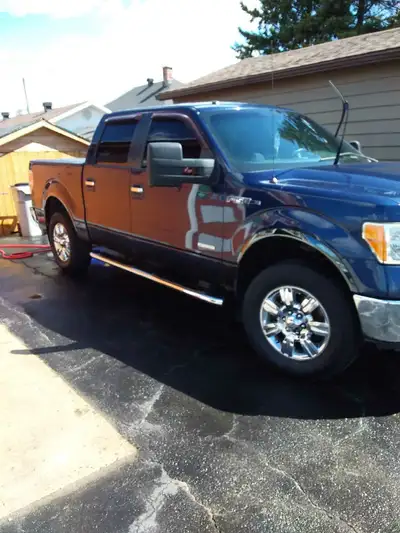 For sale a ford f 150 4x4 in good condition smock and pet free very clean truck v6 3.5 214.846 km to...