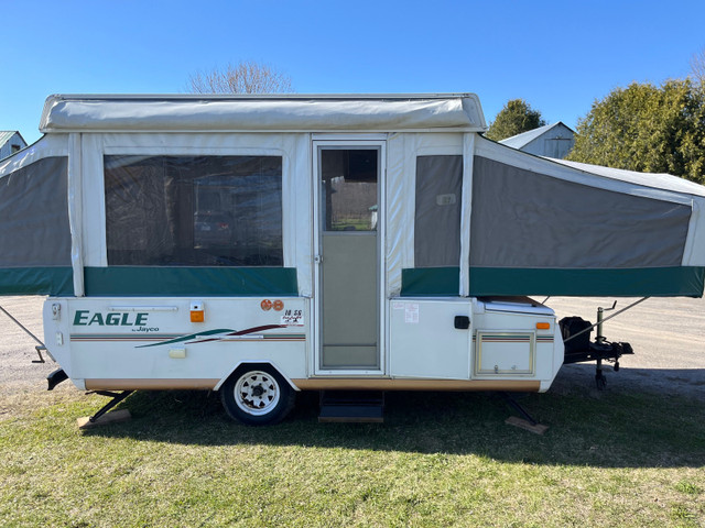 2004 jayco eagle 10sg in Travel Trailers & Campers in Ottawa