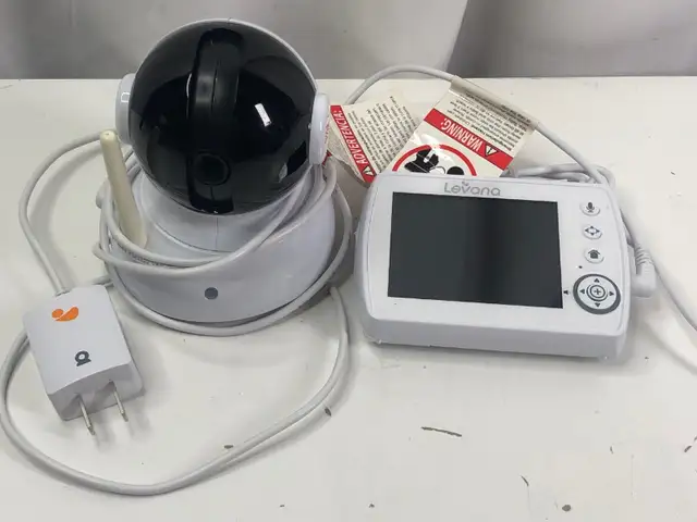 Levana Astra Pan-Tilt-Zoom Intercom Baby Monitor & Camera in Gates, Monitors & Safety in London - Image 2
