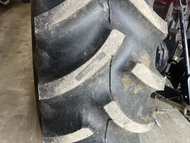 2555 Mahindra | Farming Equipment | Kamloops | Kijiji