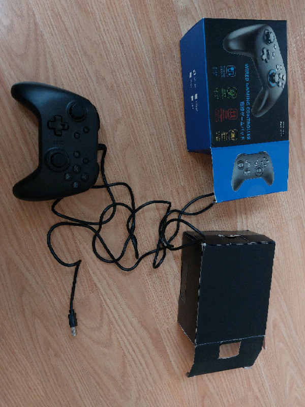 Wired gaming controller in Other in City of Halifax