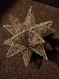 Beautiful Metal Ornament/Decoration, 3 Dimensional Star