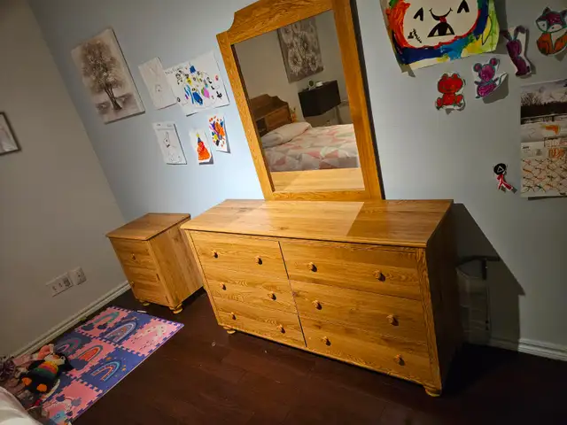Lit simple 3 pieces avec matelas pour enfants tres propre in Beds & Mattresses in Laval / North Shore - Image 3