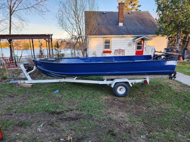 14' Aluminum Boat with Trailer, 9 hp motor and trolling motor in Powerboats & Motorboats in Napanee - Image 2