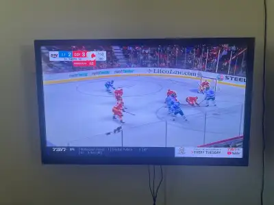 Insignia 42” tv, View more