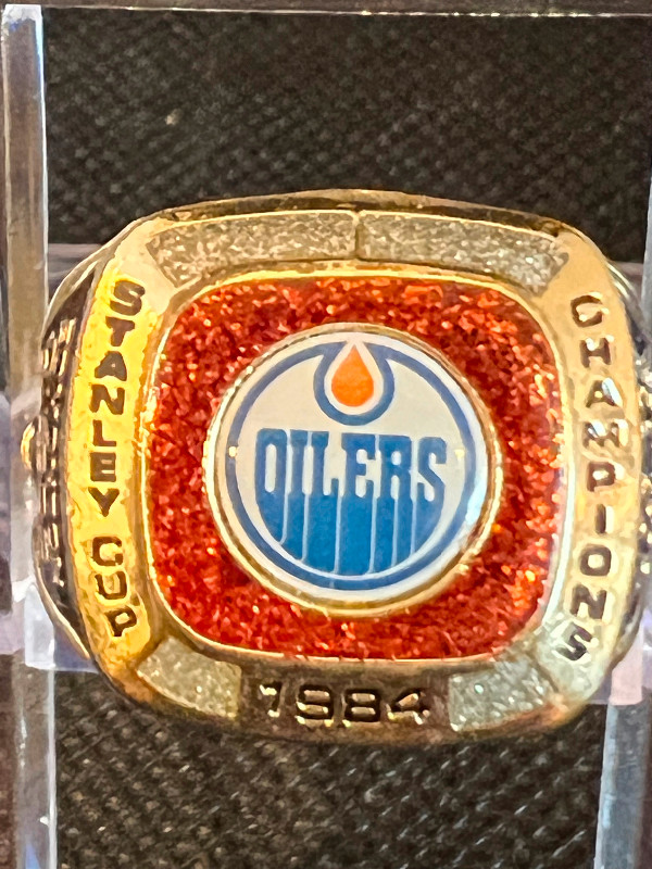 Molson, Canadian Stanley Cup, five cool hockey rings in Arts & Collectibles in Mississauga / Peel Region