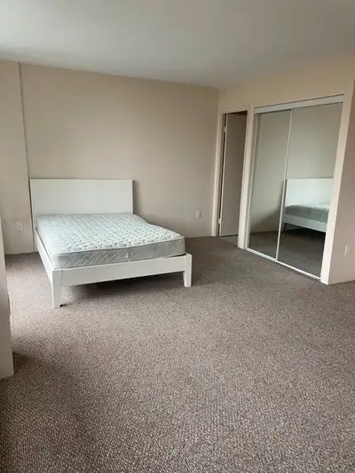 Studio Apartment Furnished in downtwon Vancouver English Bay