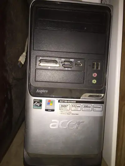 Acer computer tower. $25 PLEASE read the ad carefully Lot FWN22U5tow 3600+ AMD Athlon 512 MB DDR2 20...