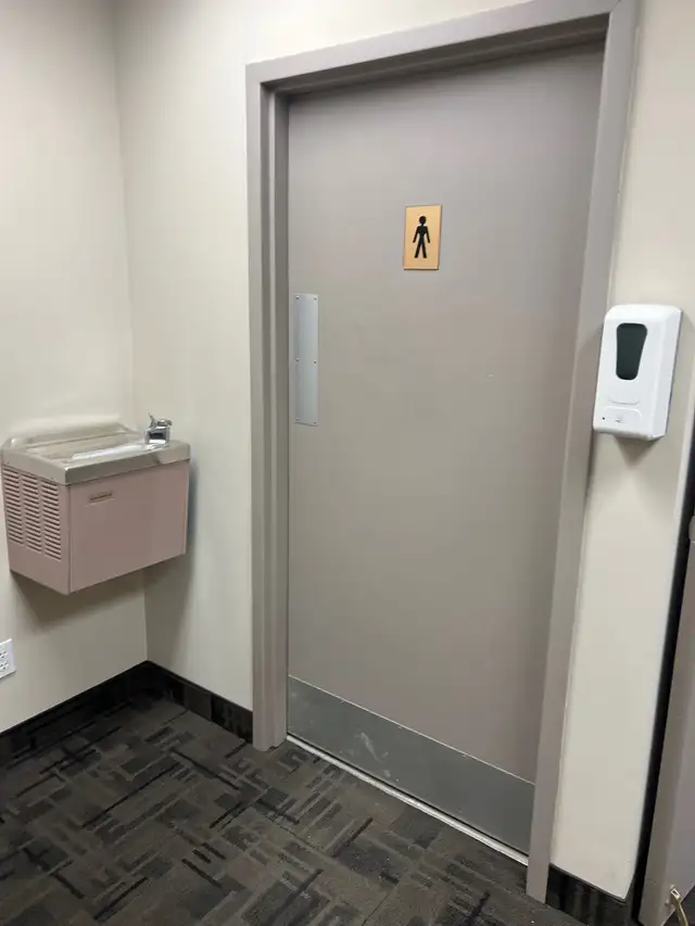 Office Space in Commercial & Office Space for Rent in Mississauga / Peel Region - Image 7