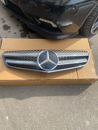 OEM Mercedes E Class Coupe Grill
