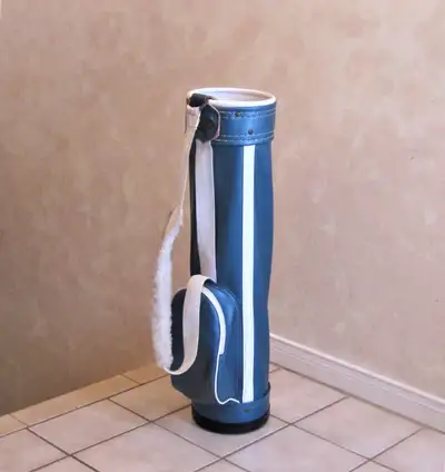 Vintage Hawk Pencil Stovepipe Courier Golf Bag Teal Colour, View more